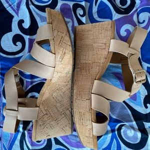 Clarks Nude/Ecru 3" leather, size 10 wedge